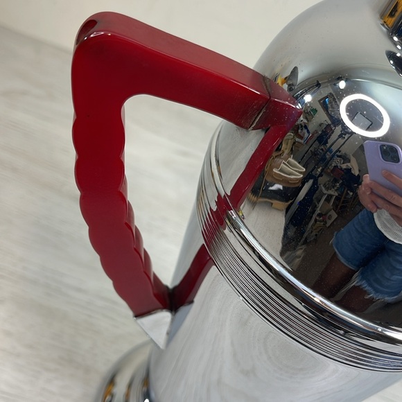 Vintage Keystone Wear Chrome Plated With Red Bakelite Handle Cocktail Shaker - Picture 13 of 13